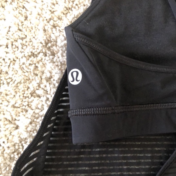 Lululemon Fully Flexed 2 in 1 Sports Bra - Black - Picture 6 of 8